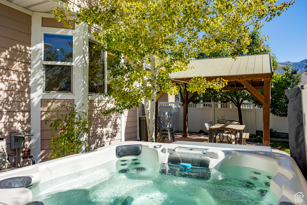 Photo 34 for MLS #2115460 at 480 E Foxstone Cv