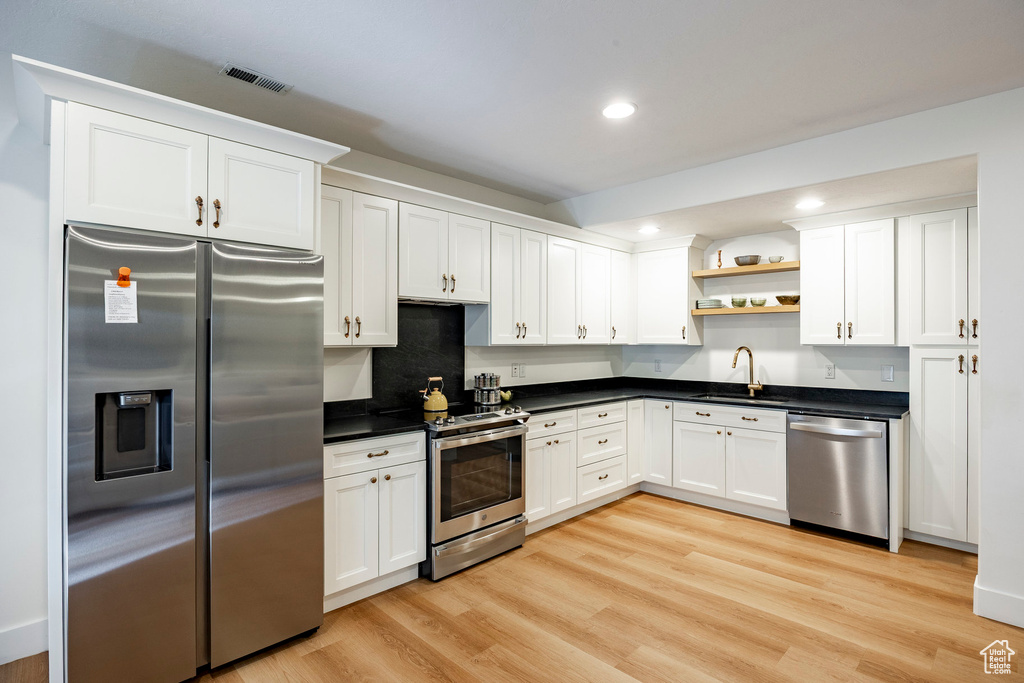 Photo 20 for MLS #2115460 at 480 E Foxstone Cv