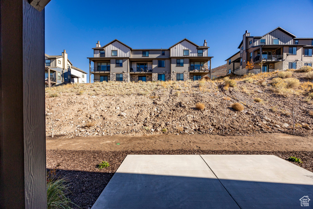 Photo 32 for MLS #2115469 at 6028 N Fairview Rd #223