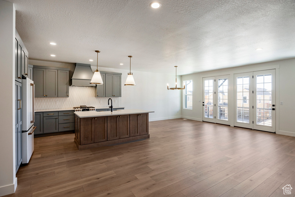 Photo 10 for MLS #2115469 at 6028 N Fairview Rd #223