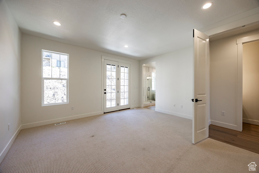 Photo 28 for MLS #2115469 at 6028 N Fairview Rd #223