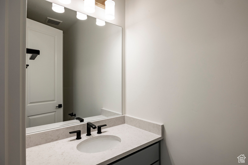 Photo 34 for MLS #2115469 at 6028 N Fairview Rd #223