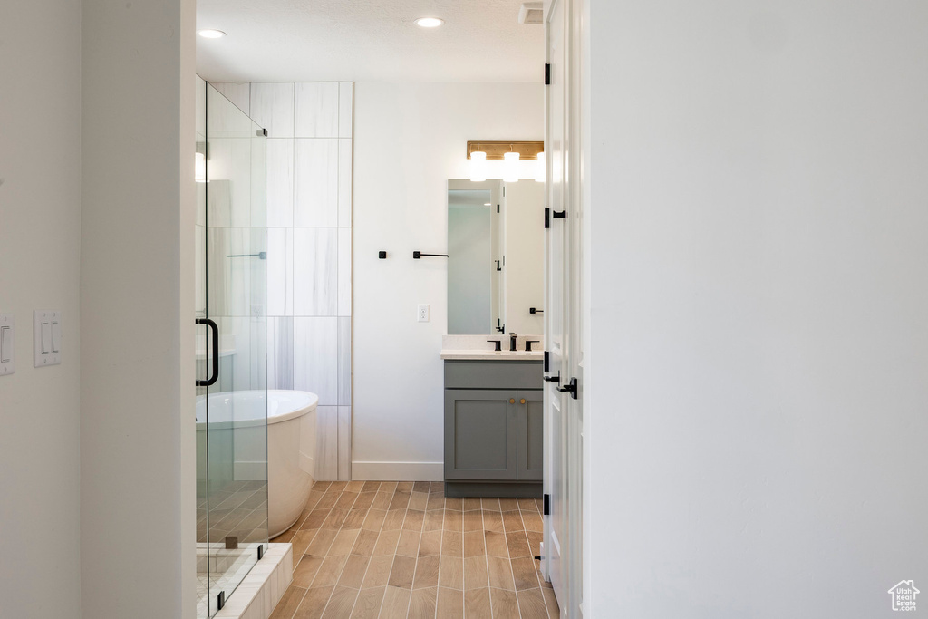 Photo 31 for MLS #2115469 at 6028 N Fairview Rd #223