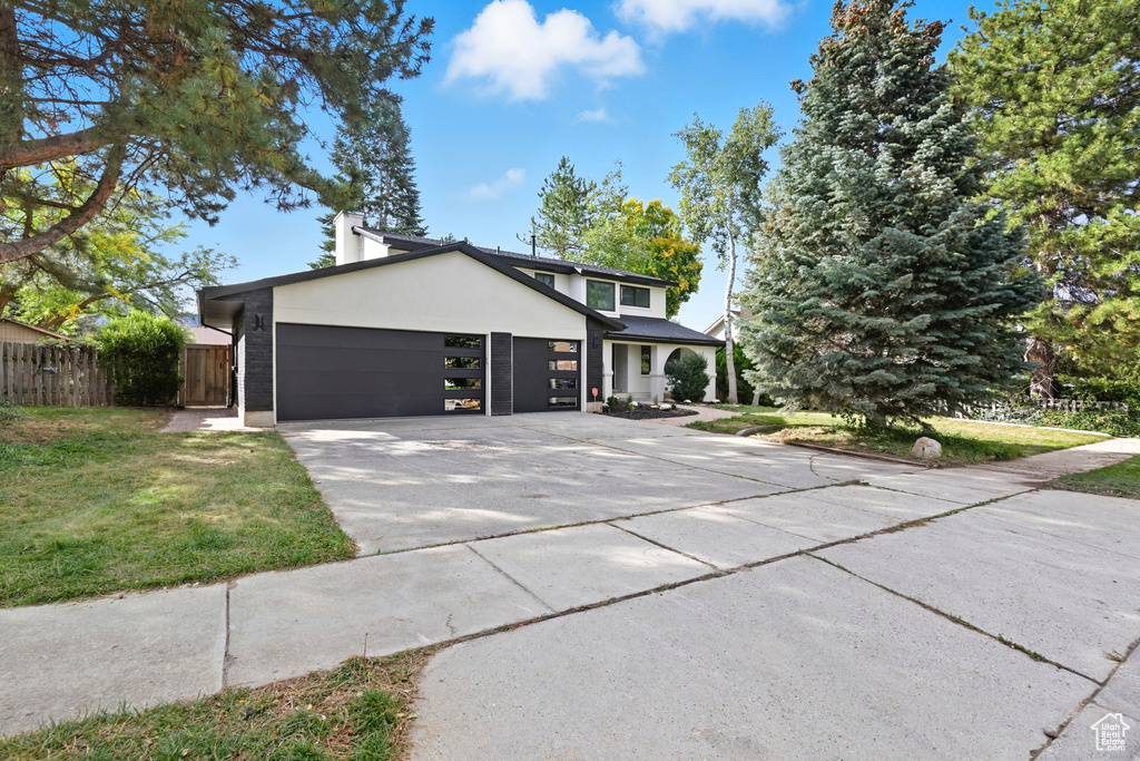 1922 E SOUTHBRIDGE WAY Sandy, UT 84093