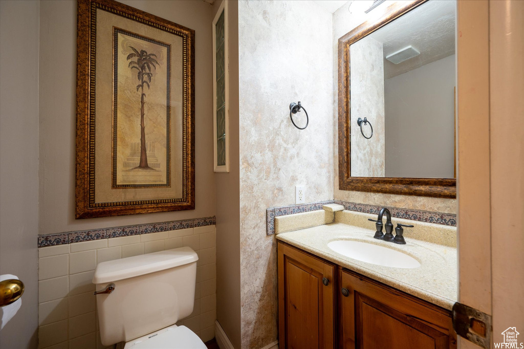 Photo 13 for MLS #2115497 at 4180 Liberty Ave