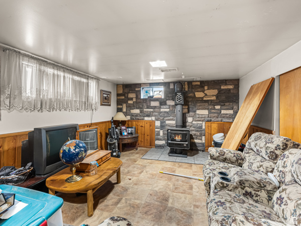 11437 W HIGHWAY 6 Goshen, UT 84633