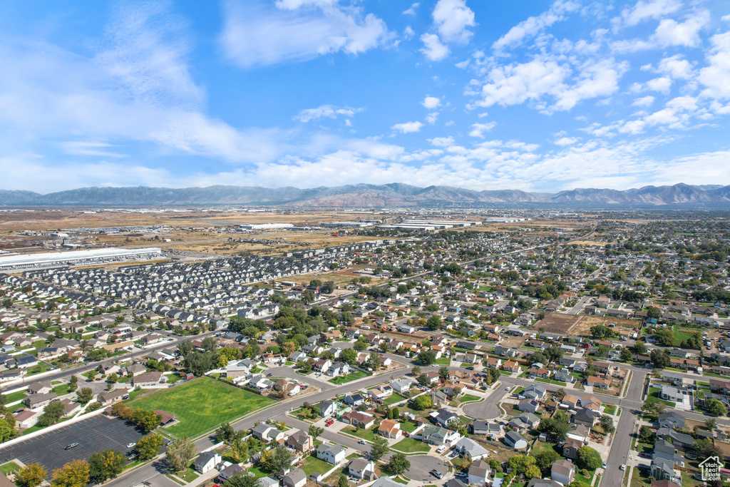 Photo 38 for MLS #2115528 at 2924 S Ropner Cir
