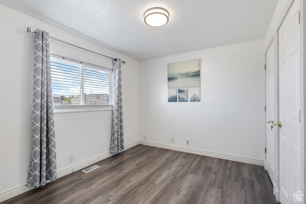 Photo 18 for MLS #2115528 at 2924 S Ropner Cir