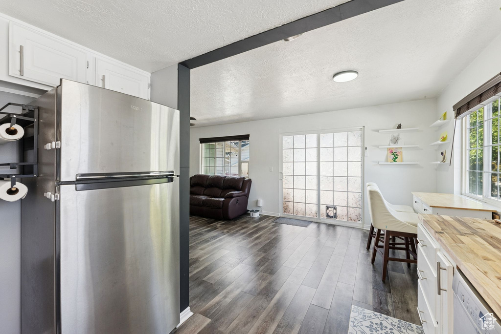 Photo 7 for MLS #2115529 at 258 W 400 North