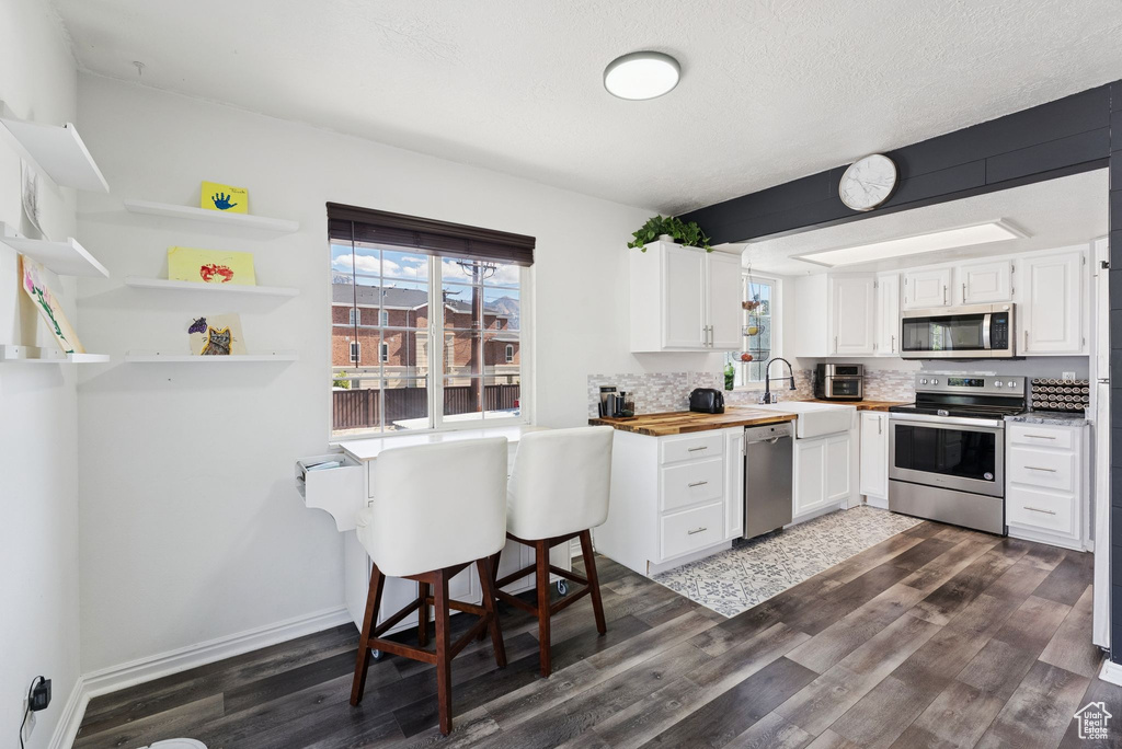 Photo 8 for MLS #2115529 at 258 W 400 North