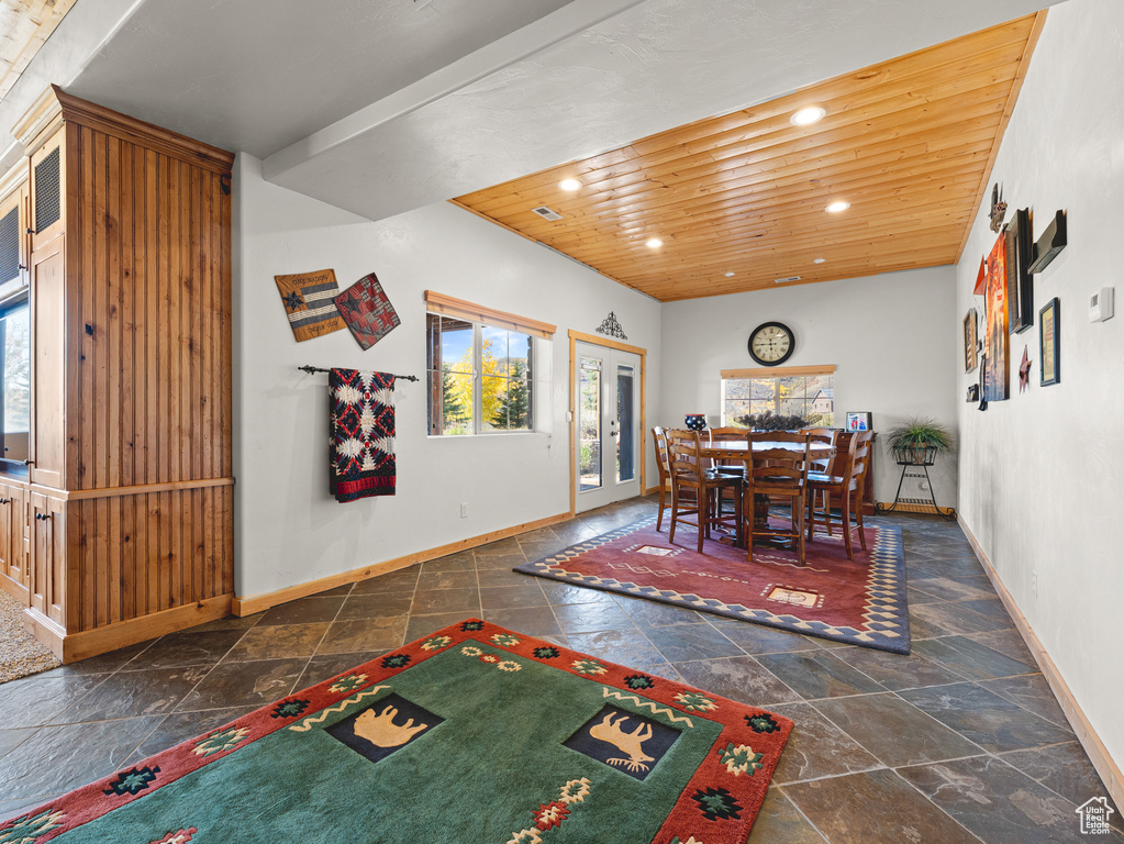 Photo 49 for MLS #2115531 at 101 Pelican Cir