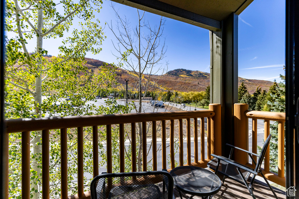 Photo 18 for MLS #2115533 at 1487 Woodside Ave #B301