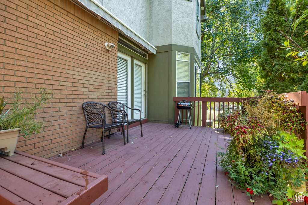 Photo 66 for MLS #2115537 at 22 Snowstar Ln