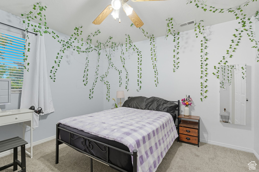1045 E 5100 S South Ogden, UT 84403