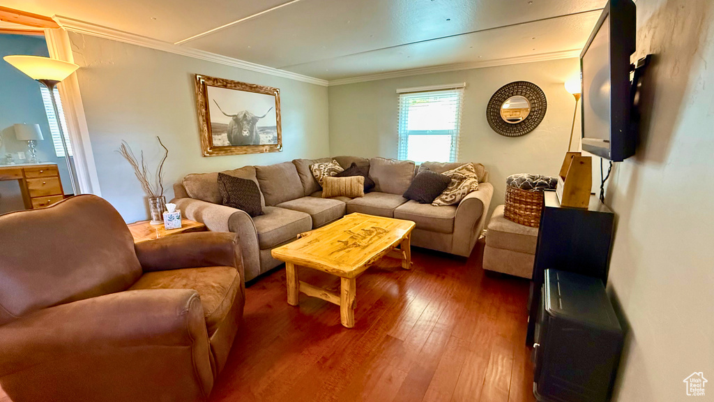 Photo 5 for MLS #2115557 at 94 W 3rd