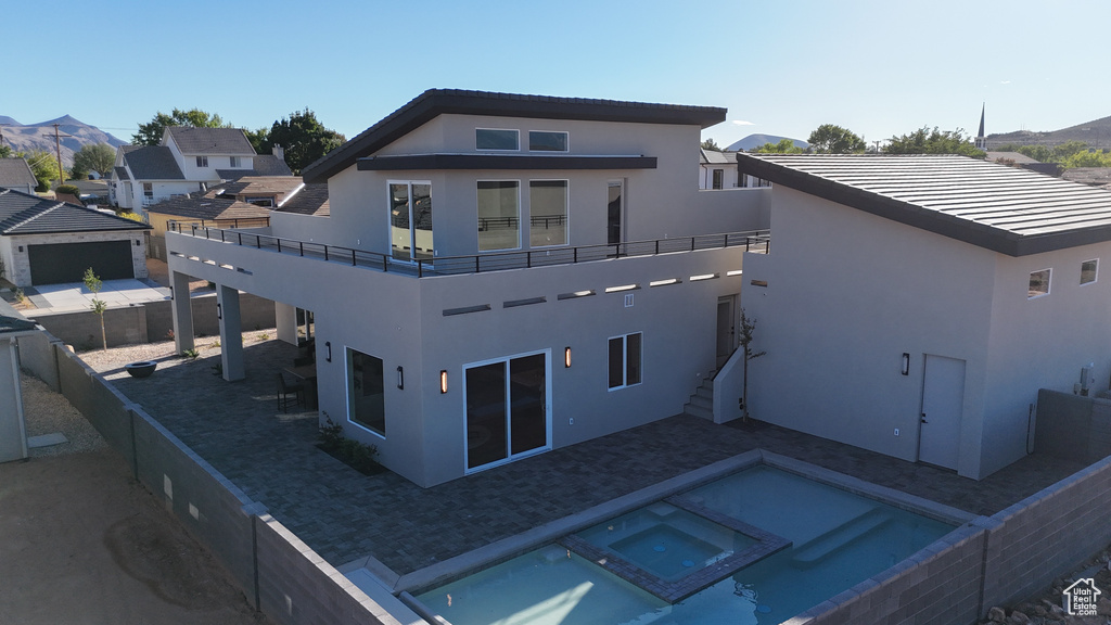 Photo 37 for MLS #2115560 at 1108 N Florence Cir