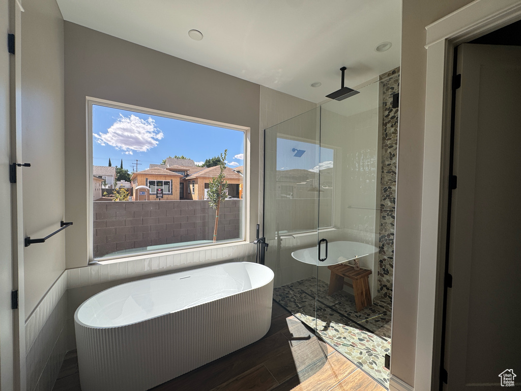 Photo 12 for MLS #2115560 at 1108 N Florence Cir