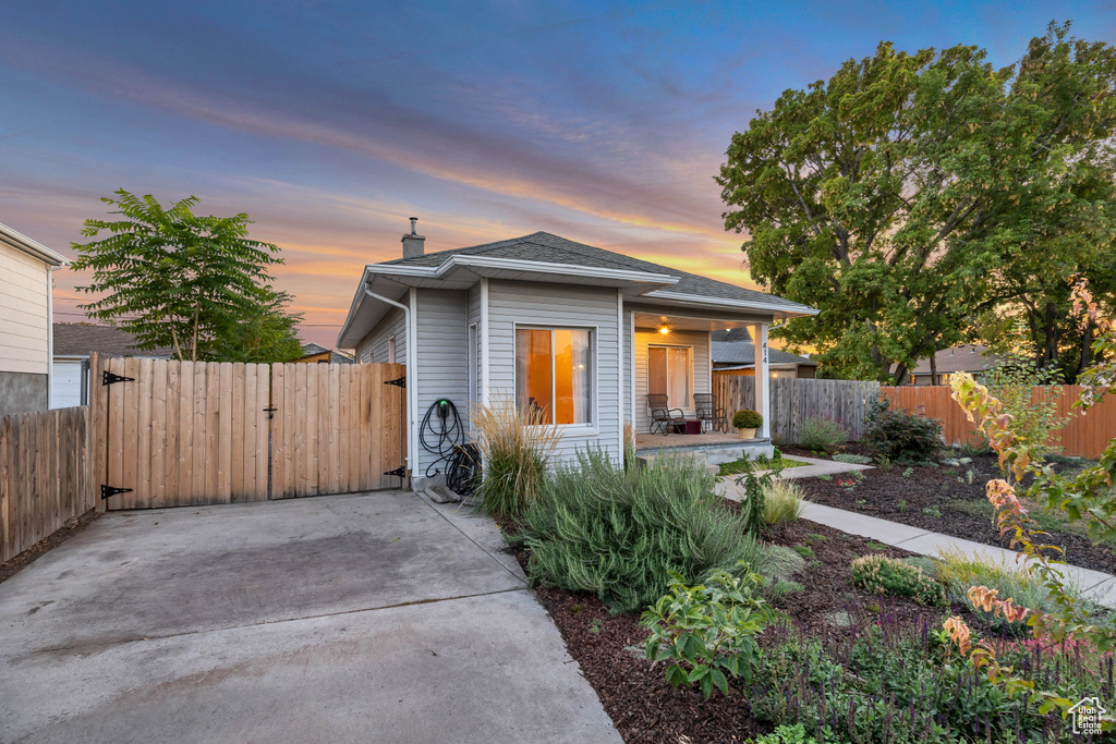 Photo 8 for MLS #2115565 at 414 Downington Ave