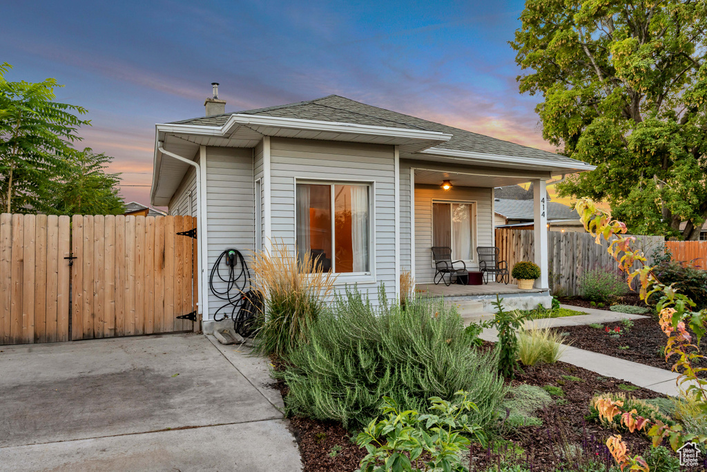 Photo 10 for MLS #2115565 at 414 Downington Ave