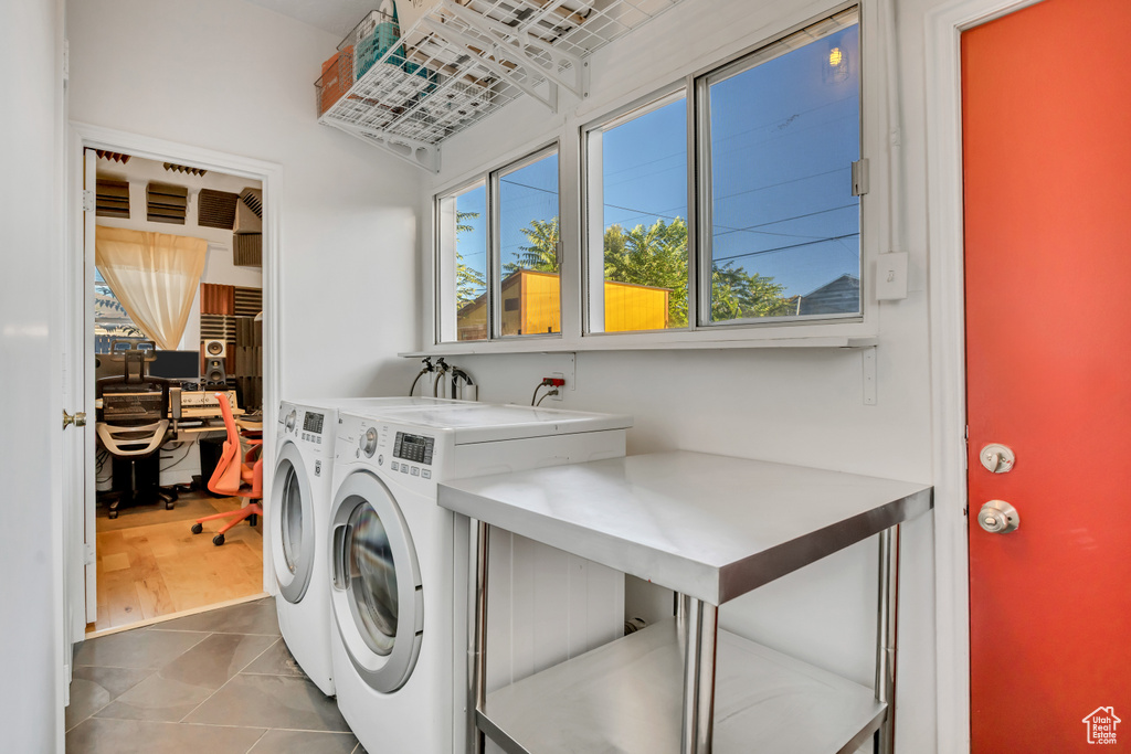 Photo 23 for MLS #2115565 at 414 Downington Ave