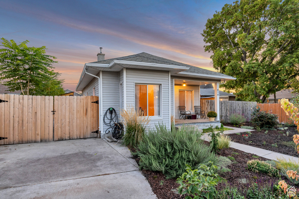 Photo 9 for MLS #2115565 at 414 Downington Ave