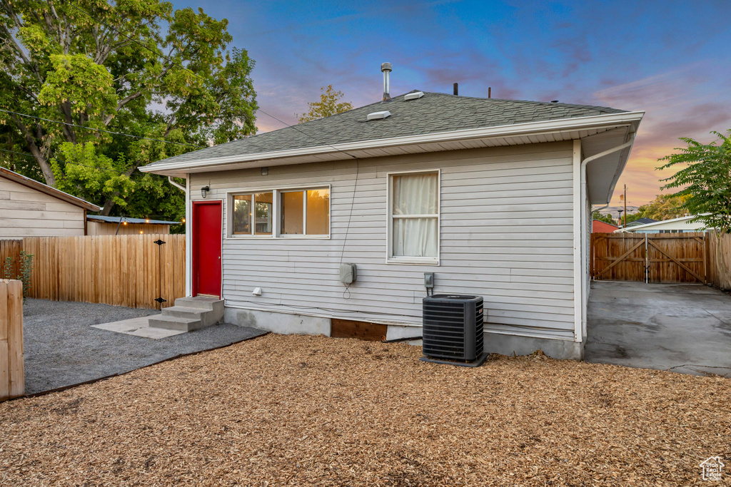 Photo 11 for MLS #2115565 at 414 Downington Ave