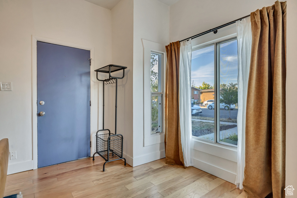 Photo 18 for MLS #2115565 at 414 Downington Ave
