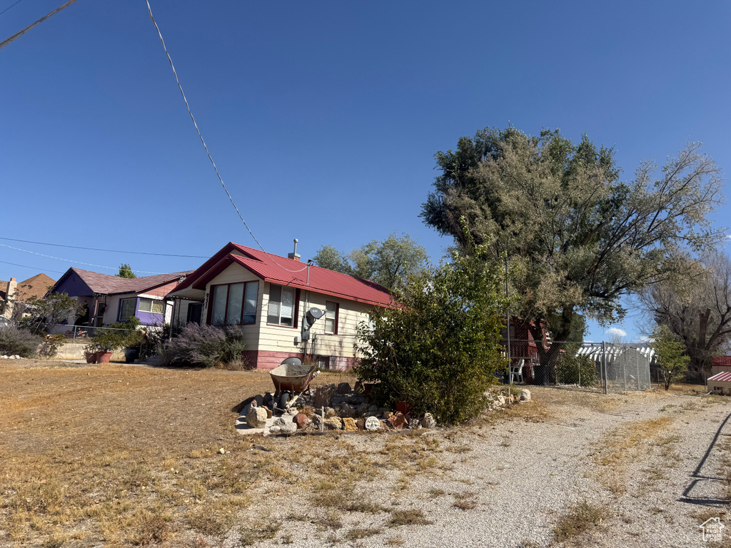 231 S 100 E Gunnison, UT 84634