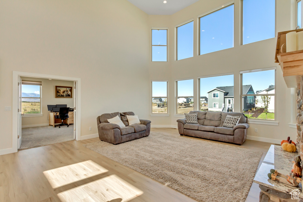Photo 30 for MLS #2115573 at 50 Pier Pl #201