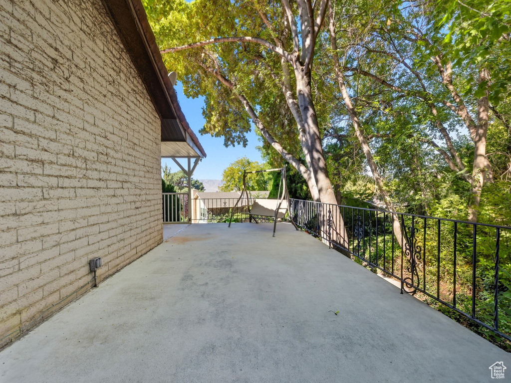 Photo 32 for MLS #2115579 at 572 S 880 West