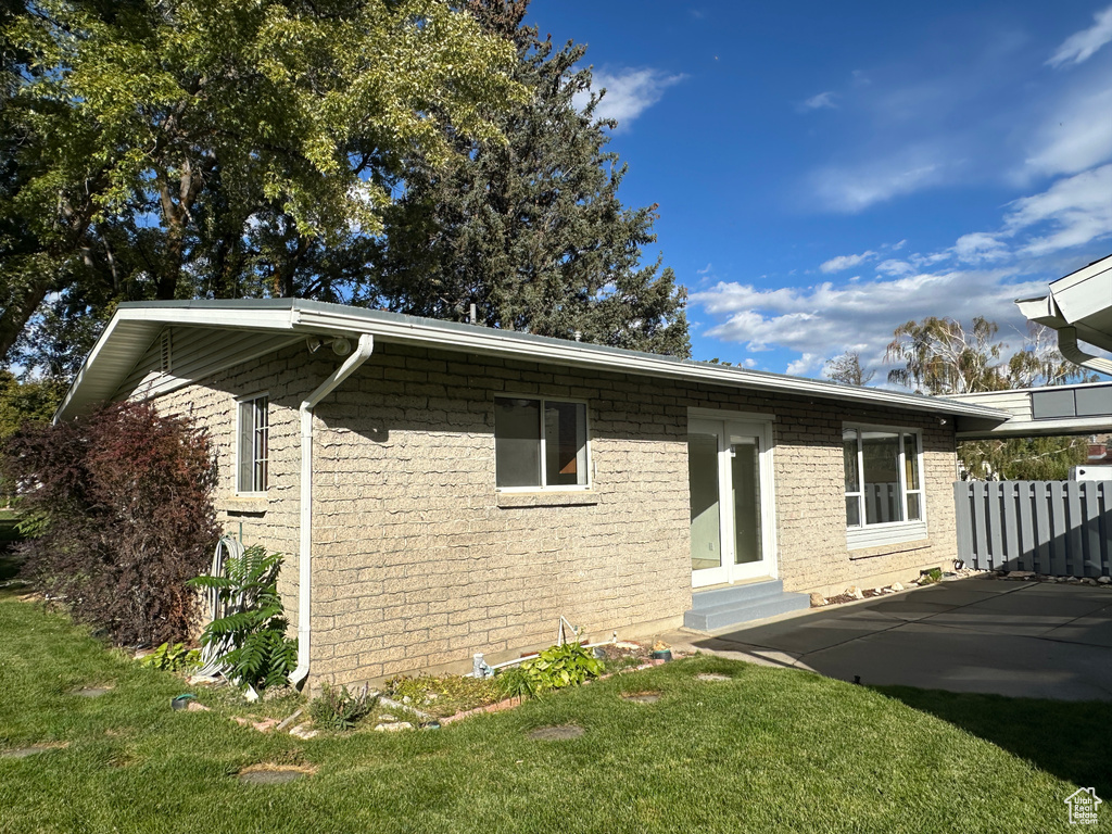 Photo 32 for MLS #2115580 at 1048 Elm