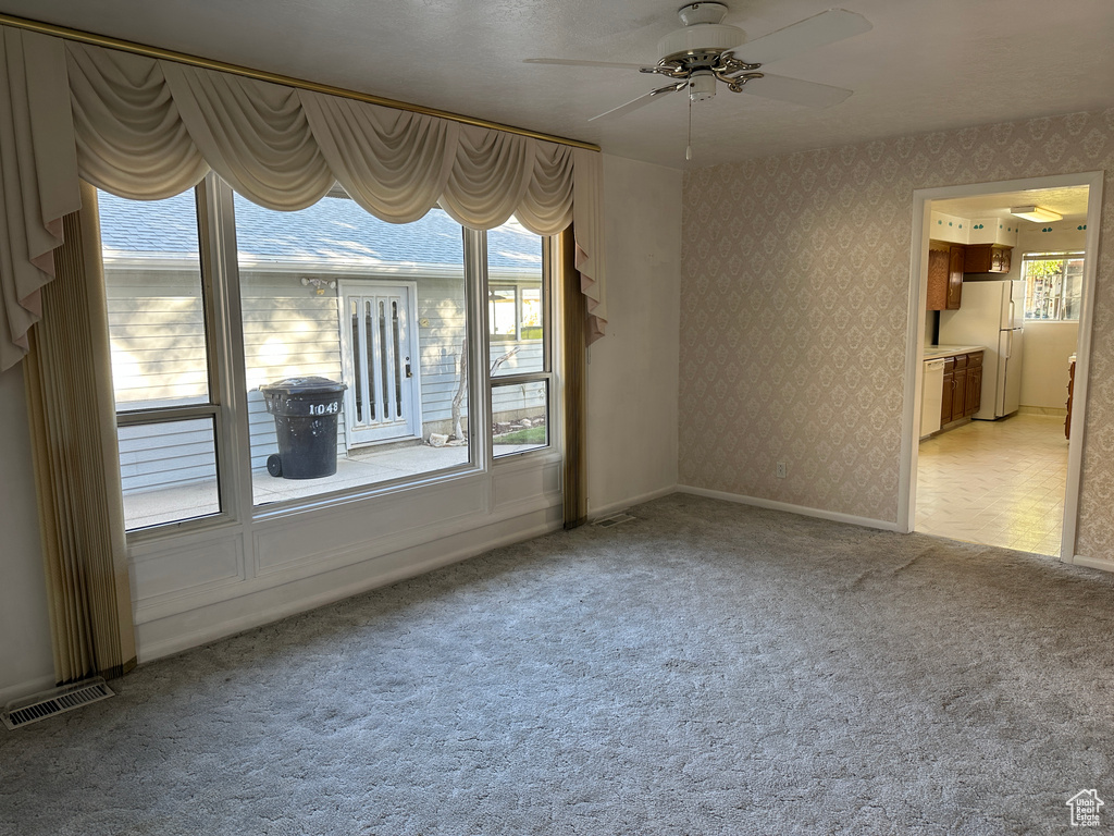 Photo 3 for MLS #2115580 at 1048 Elm