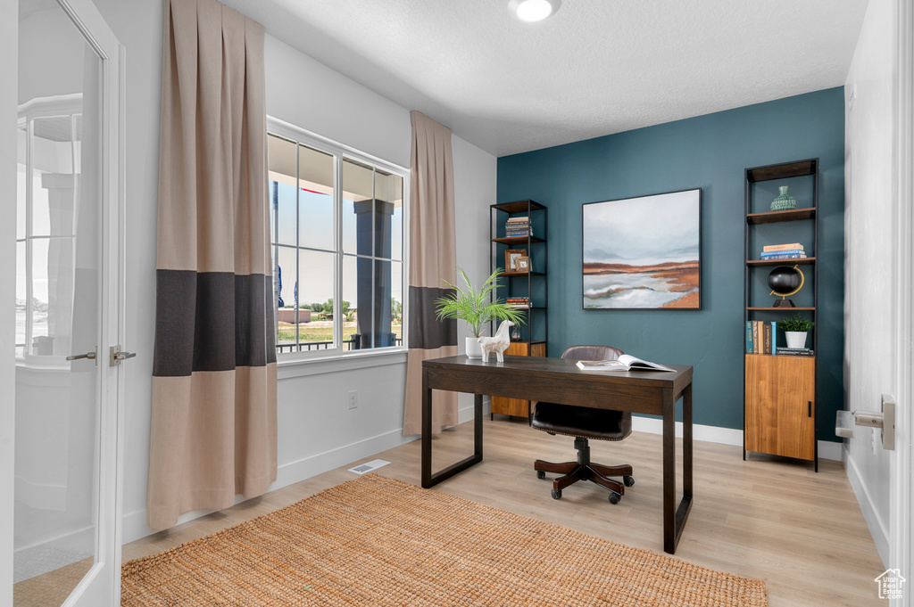 4207 W 1575 ST #308 Ogden, UT 84401
