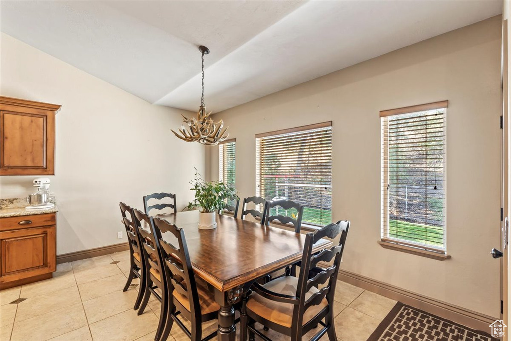 1586 W ROCK HOLLOW DR Bluffdale, UT 84065