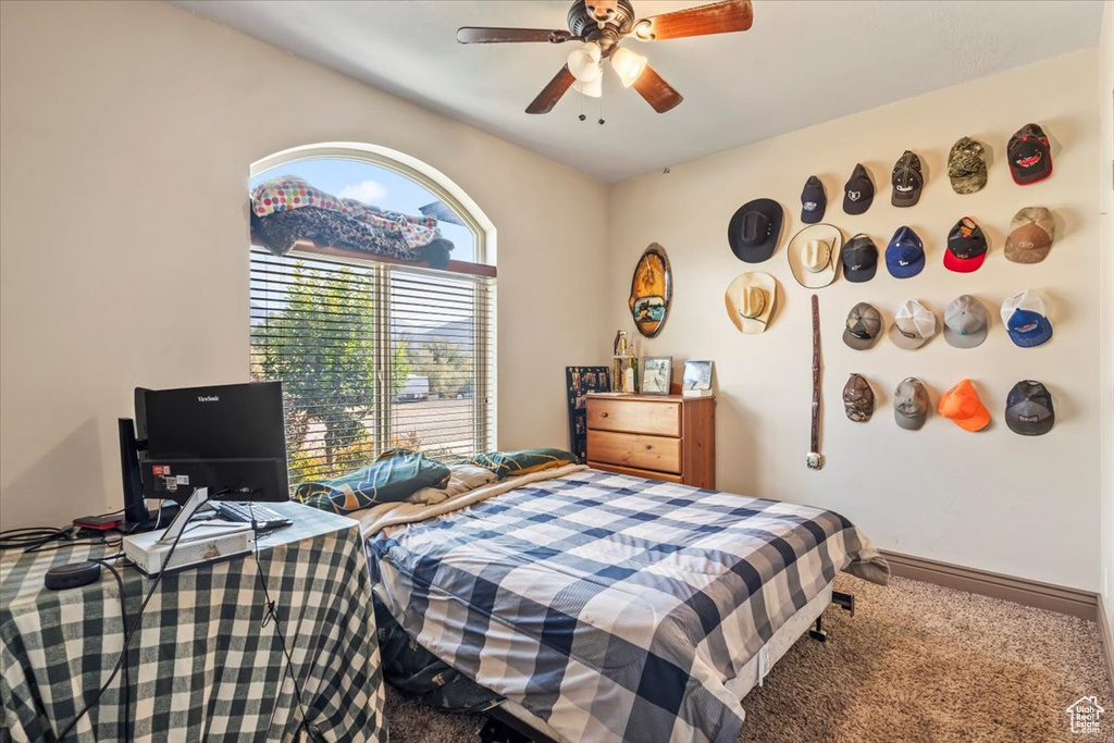 1586 W ROCK HOLLOW DR Bluffdale, UT 84065