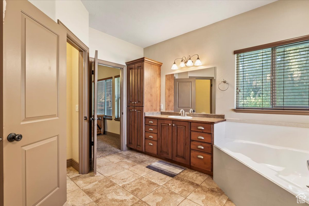 1586 W ROCK HOLLOW DR Bluffdale, UT 84065