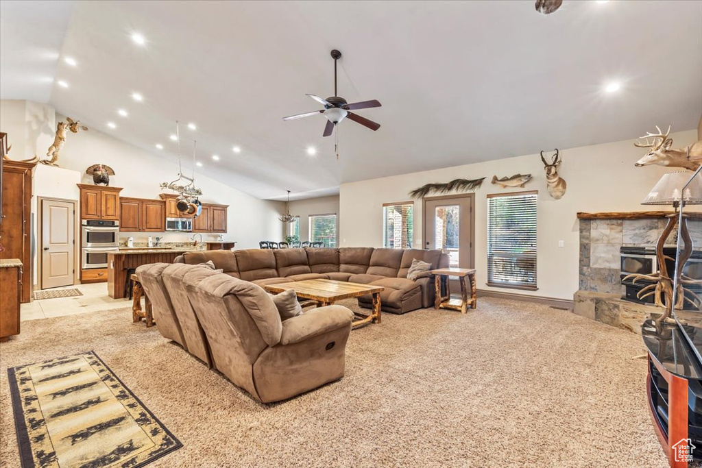 1586 W ROCK HOLLOW DR Bluffdale, UT 84065