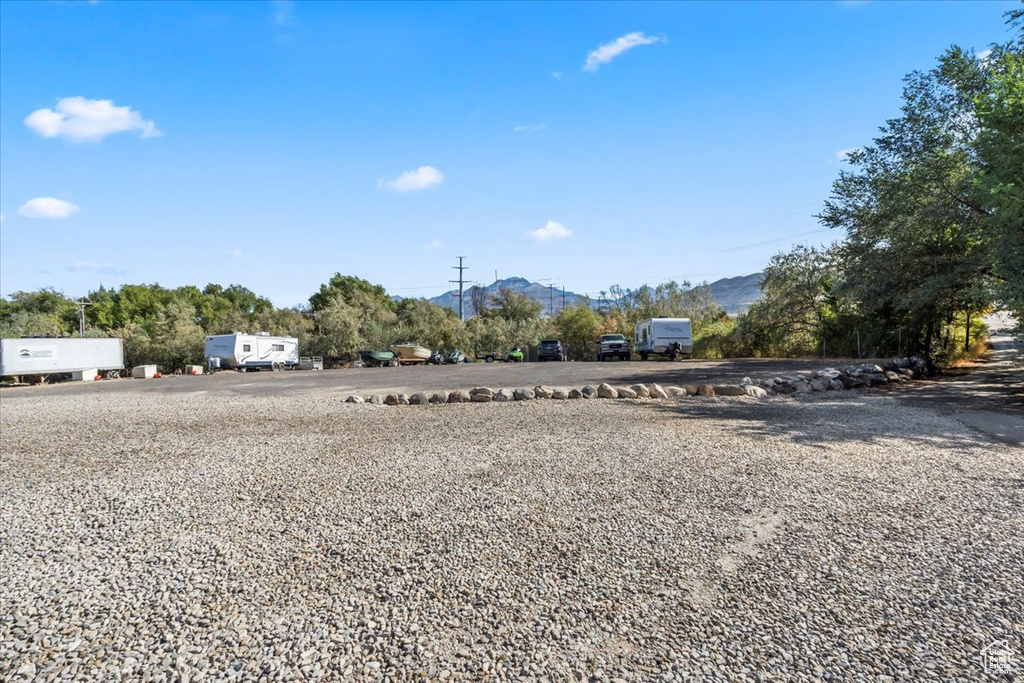 1586 W ROCK HOLLOW DR Bluffdale, UT 84065