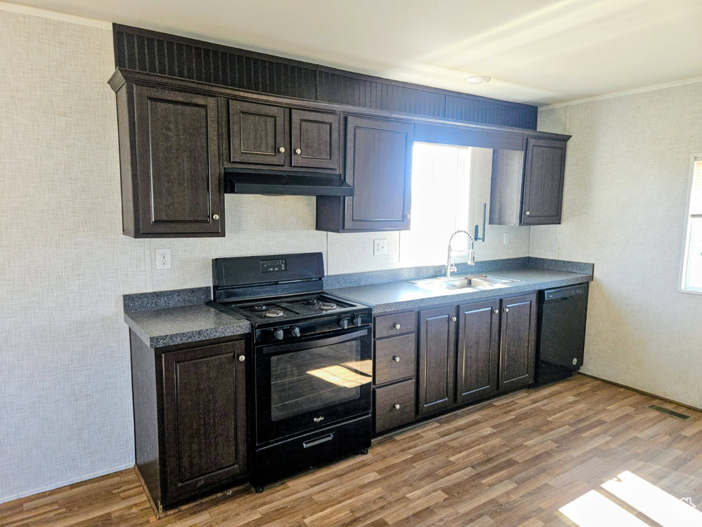 Photo 4 for MLS #2115596 at 810 N 8th St #48