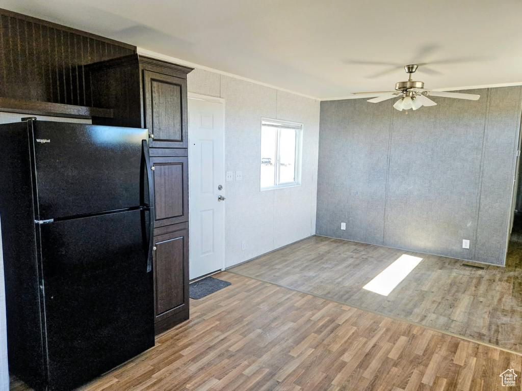 Photo 5 for MLS #2115596 at 810 N 8th St #48