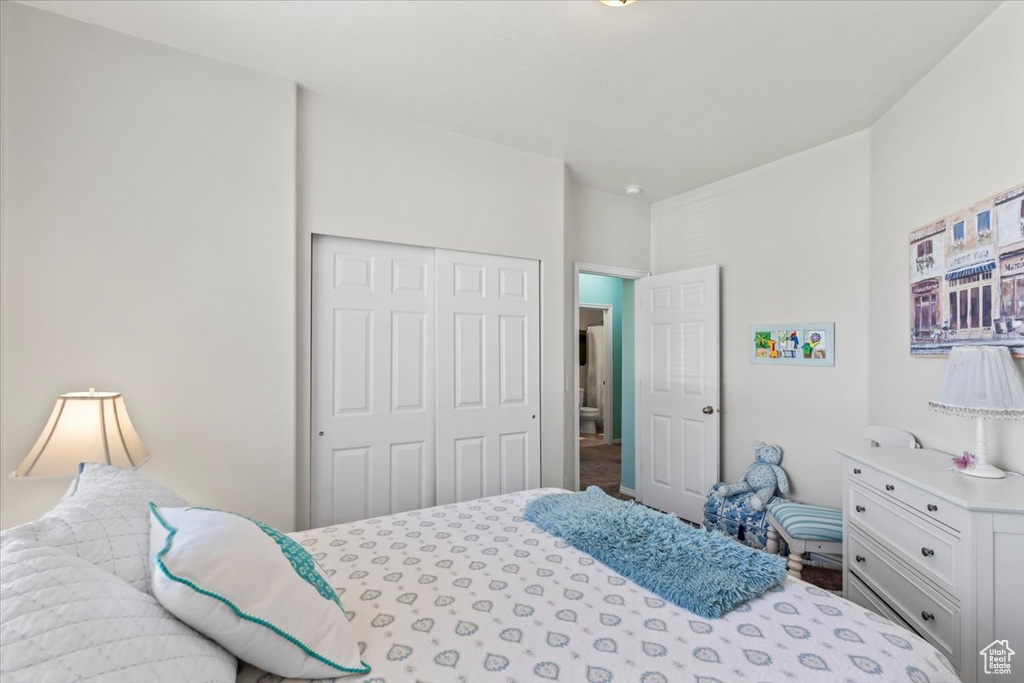 Photo 17 for MLS #2115597 at 1127 W Haworth Dr