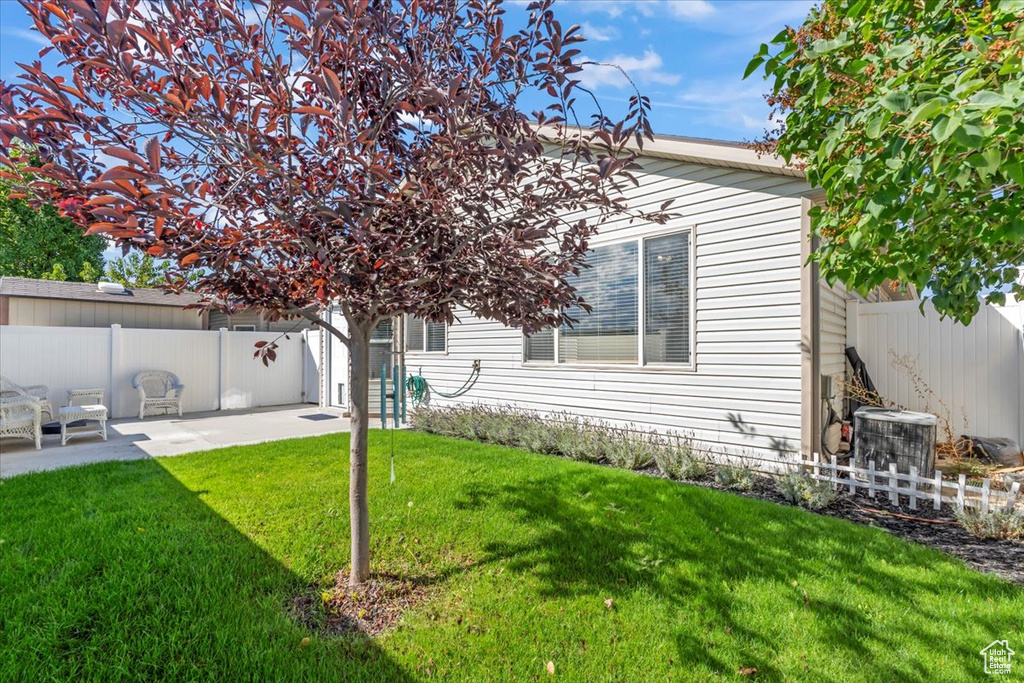 Photo 23 for MLS #2115597 at 1127 W Haworth Dr