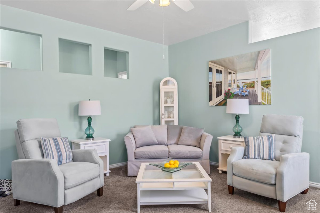 Photo 11 for MLS #2115597 at 1127 W Haworth Dr