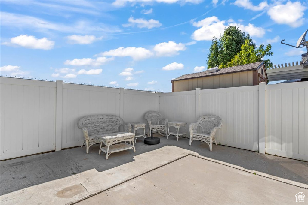 Photo 20 for MLS #2115597 at 1127 W Haworth Dr