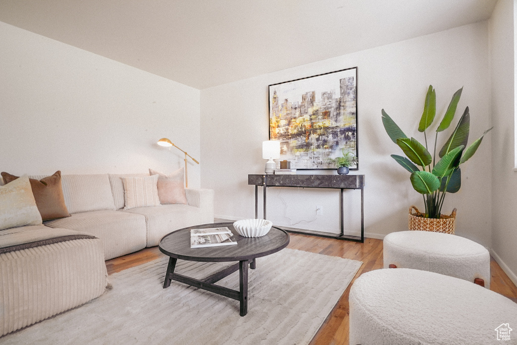 Photo 4 for MLS #2115599 at 1880 W 3140 South