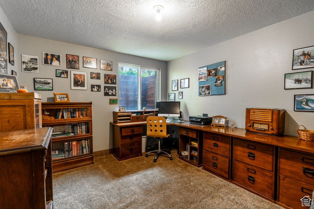 323 N 400 W Hyrum, UT 84319