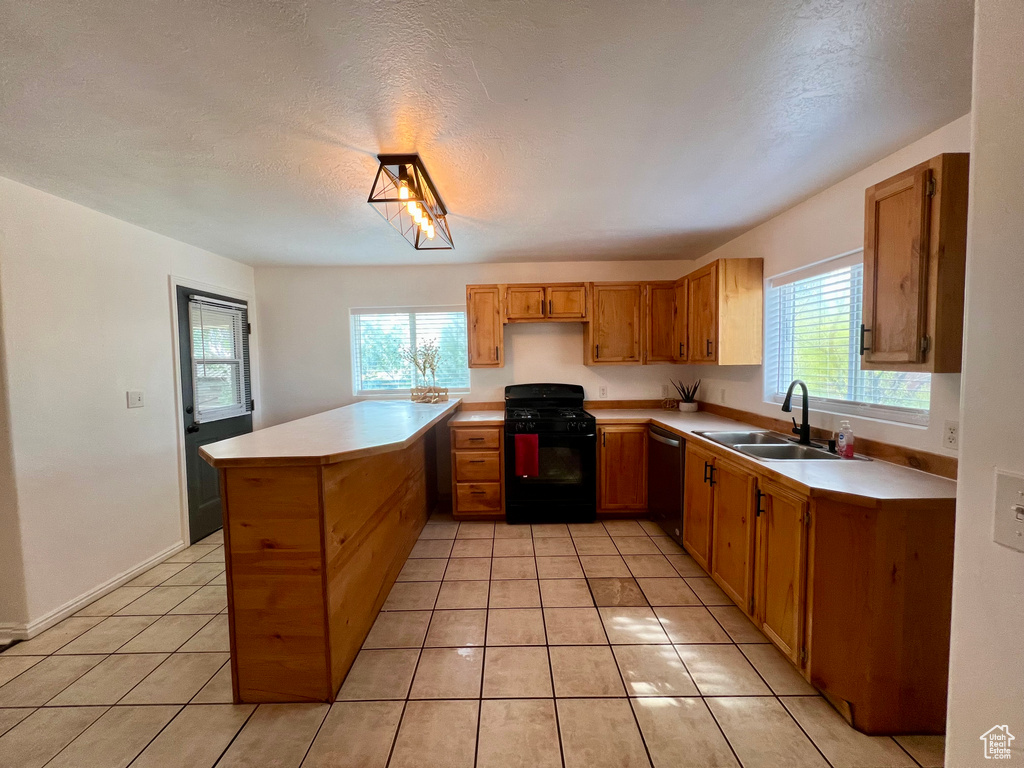 60 W CENTER Meadow, UT 84644