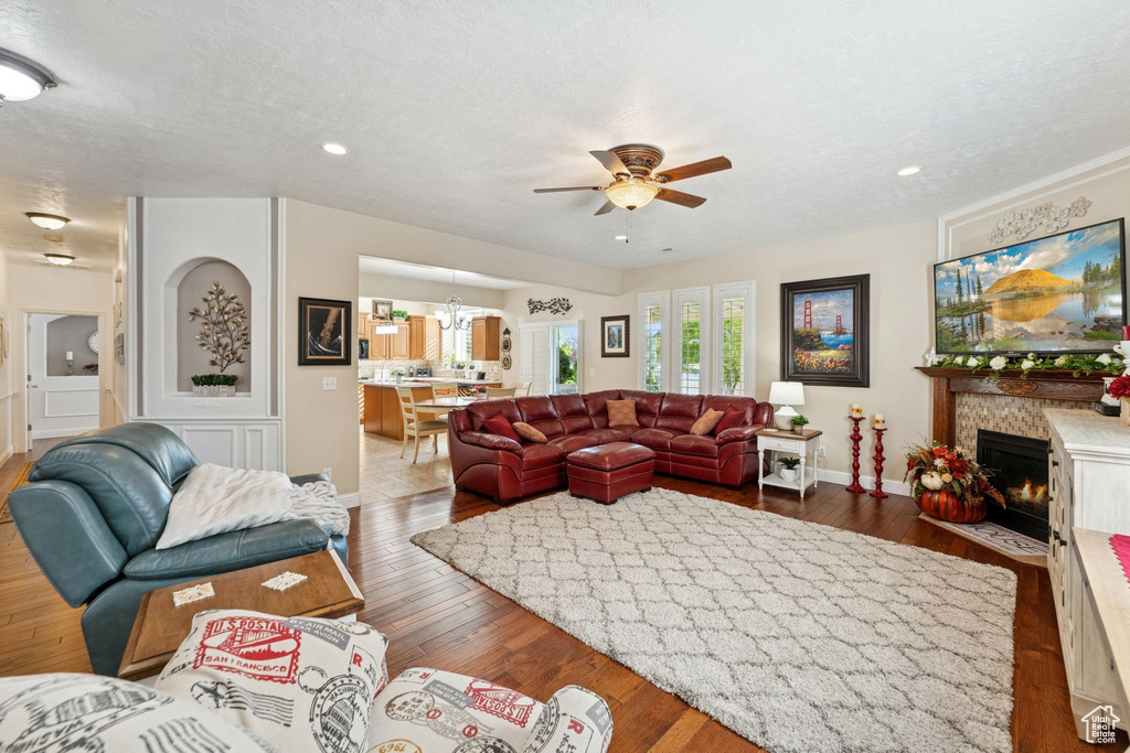 708 SANDHILL CT Lehi, UT 84043