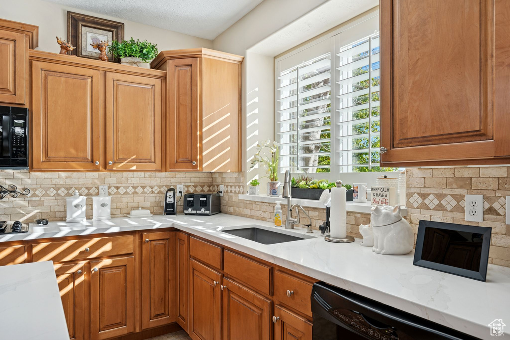 708 SANDHILL CT Lehi, UT 84043