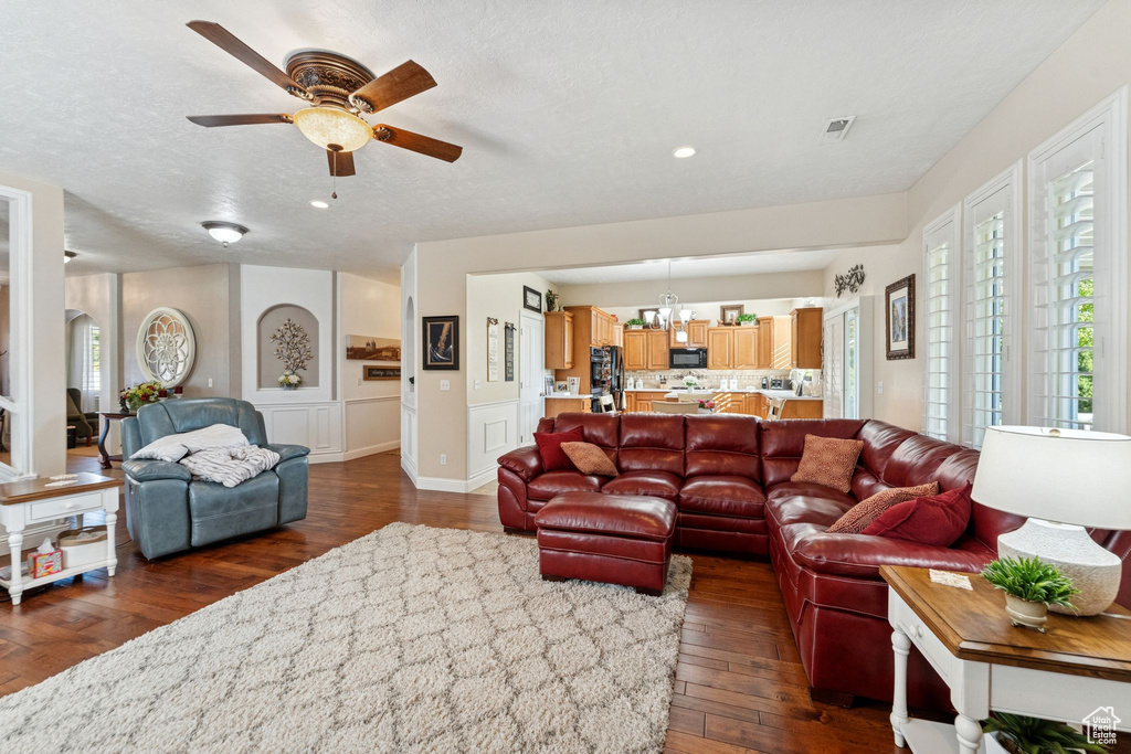 708 SANDHILL CT Lehi, UT 84043